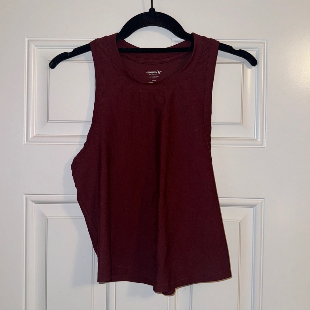 Old Navy Women's Burgundy Tank Top